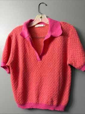 Women’s bright pink and orange textured short-sleeve polo sweater small